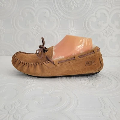 UGG Womens Dakota Suede Sheepskin Lined Mocc Slippers Size 8 Chestnut Brown - Image 1 of 4