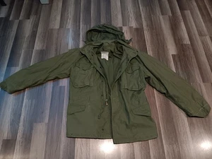 Cappotto da campo vintage So Sew Styles US Army uomo medio regolare verde oliva clima freddo - Foto 1 di 23