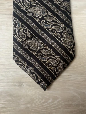OSCAR DE LA RENTA COUTURE SILK NECKTIE ~ Paisley Black and Silver ~ 58" - Image 1 of 4