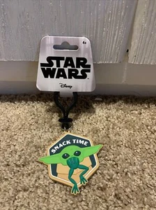 Star Wars Mandalorian The Child Baby Yoda SNACK TIME Bag Backpack Clip #28937 - Picture 1 of 2