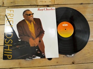 RAY CHARLES FRIENDSHIP LP 33T VINYLE EX COVER EX ORIGINAL 1984 - Foto 1 di 6