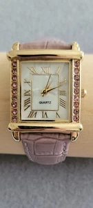 AVON Women's Montre Lavendar-Strap Watch--Quartz w/Battery! - Picture 1 of 11