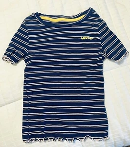 Girls Small 8-10 Levi's T-Shirt/Short Sleeve Top/Girls Clothing Navy Blue Stripe - Picture 1 of 4