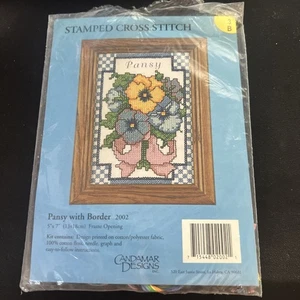 Vintage Candamar Designs Stiefmütterchen mit Bordüre gestempelt Kreuzstich Kit #2002 Blume 5x7 - Bild 1 von 2