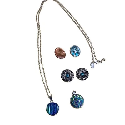 Snap in Pendent 25" Silver Necklace with 6 Teal Blue Tone Snaps "Gingersnaps" - Image 1 of 4