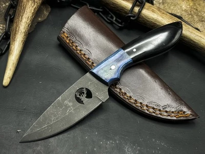 Handmade Carbon Steel Survival Hunting knife Bull Horn Handle, Leather Sheath - Image 1 of 4