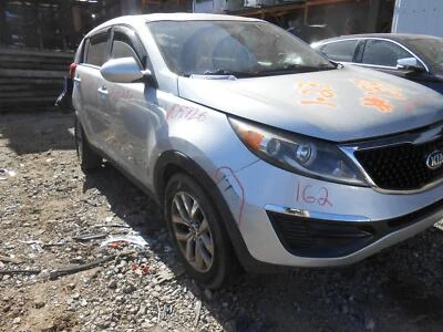 Espejo retrovisor interior delantero central usado se adapta a: Kia Sportage 2016 centro delantero Foto 1 de 4