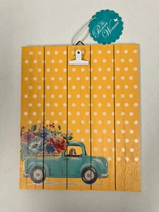 PRICE DROP The Pioneer Woman - Clip Board - Picture 1 of 2