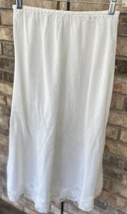 Vintage Wondermaid Women's White Cotton Blend w/ Lace 31" Half Slip Medium - Picture 1 of 12