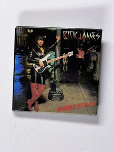 Rick James Badge Street Songs New Album Original Pin Promo 1983 - Imagen 1 de 12