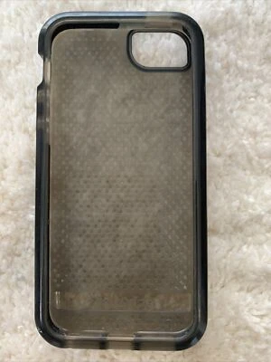 Nueva funda negra para teléfono celular Tech21 Impactology Impact Trio Apple iPhone 5 Foto 1 de 2