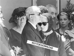 SAN GIANCANA MOB BOSS in MAILAND 8x10 SCHWARZ und WEISS GLÄNZEND TOLLE MAFIA WANDKUNST - Bild 1 von 1