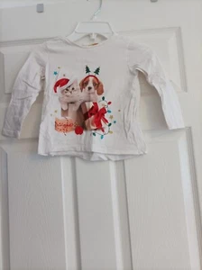 Gebrauchtes weißes Weihnachtstop von H&M Mädchen/Kinder mit Aufdruck Katze&Hund - Bild 1 von 1