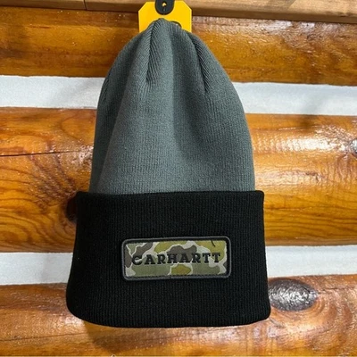Gorro Carhartt gris y negro con parche logo camuflaje Foto 1 de 3
