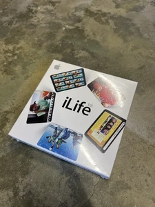 Nuovo Apple iLife ’08 v8.0.1, iPhoto, iMovie, iDVD, iWeb, GarageBand MB015T/A - Picture 1 of 2