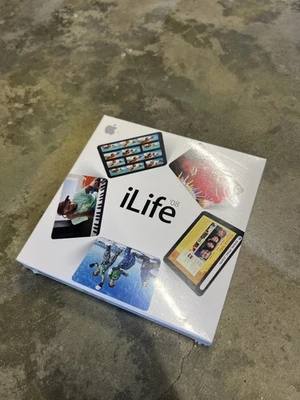 Nuovo Apple iLife ’08 v8.0.1, iPhoto, iMovie, iDVD, iWeb, GarageBand MB015T/A - Image 1 of 2