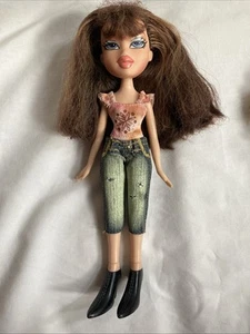 Vintage Bratz Puppe Dana Style It MGA mit Outfit - Bild 1 von 5