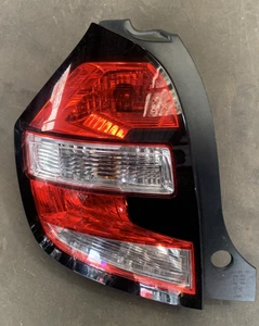LUZ TRASERA REANAULT TWINGO III PASAJERO CERCANO 1.0 (2014-19) 265553210 - Imagen 1 de 12