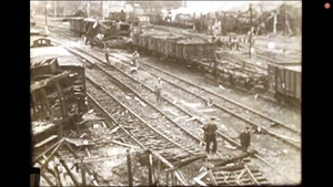 Cherbourg Liberated WWII. GAUMONT BRITISH NEWS 1944 16MM CINE FILM REEL FREEPOST - Imagen 1 de 8