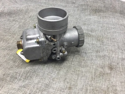 Carburador Ski-Doo usado Mikuni VM38-390 403132100 Grand Touring SE 700 L/C Foto 1 de 4