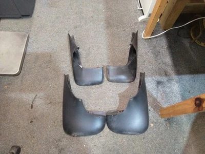 BMW X5 3L DIESEL SET OF FOUR MUDFLAP COVERING PANELS 0026930/936. - Image 1 of 4