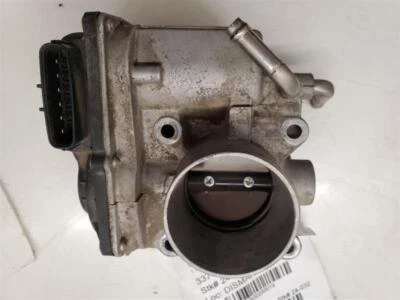 Toyota Yaris, unidad de carrocería del acelerador, 2006-2019, 1,5 L, 4 cilindros, 1 NZFE, 22030-21030 Foto 1 de 4