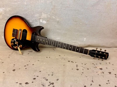 Vintage 1963 Gibson Melody Maker D Sunburst Player-Grade 1960's - Image 1 of 4