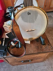BANJO LEATHER SHOULDER STRAP, HAND CRAFTED - Picture 1 of 5
