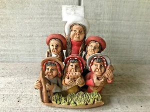 Cristobal Mamani Pottery Sculpture Figural Hand Made in Peru Signed - Picture 1 of 7