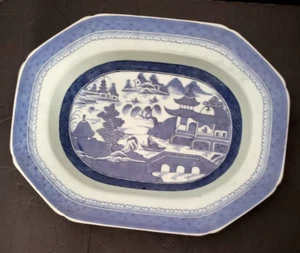 Circa 1830-60 Blue Canton Porcelain Serving Dish Chinese Export 14.25" L x 11" W - Picture 1 of 18