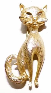 Siamese Cat Pin Goldtone Metal Cut Out Eyes Vintage Retro - Picture 1 of 2