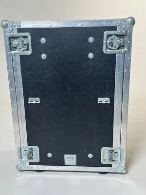 Apple Mac Pro G5 Flightcase Tower mit Rollen und Griff - Bild 1 von 4