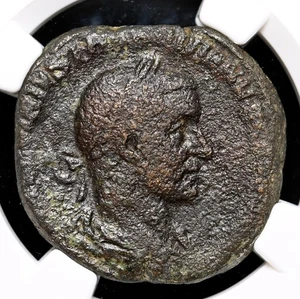 RÖMISCHES REICH. Trebonianus Gallus. AD 251-253. Æ Sesterz, NGC zertifiziert - Bild 1 von 4