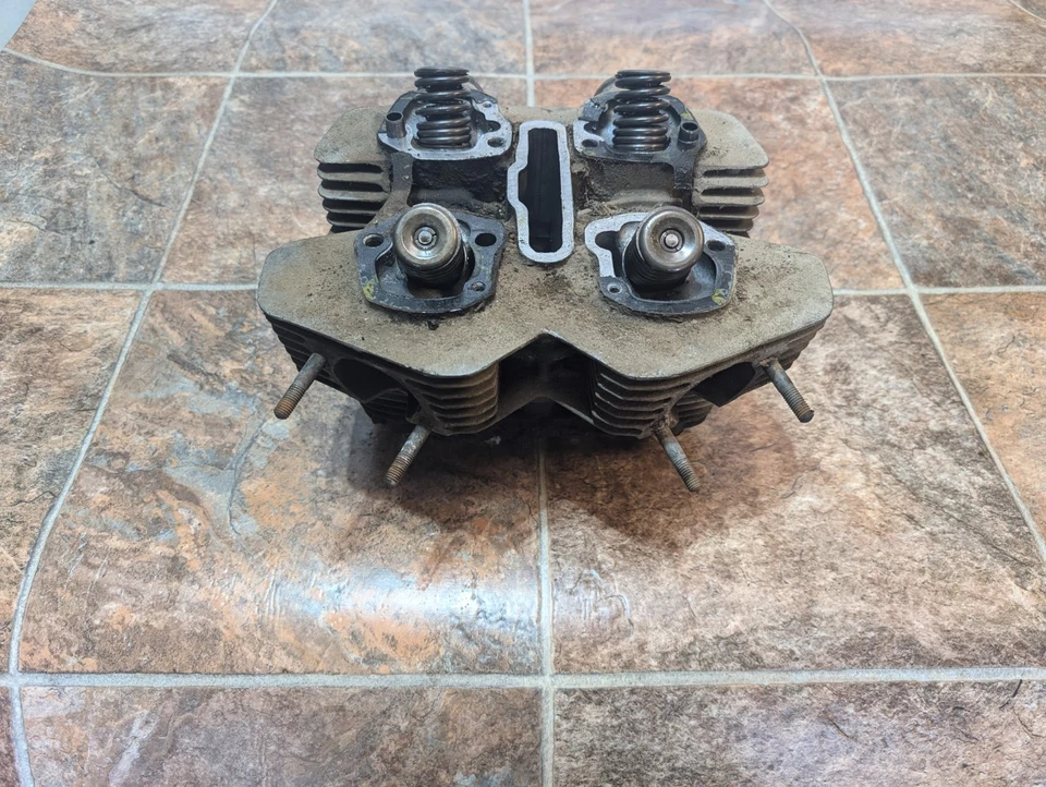 Culata Honda SL350 K1 K2 SL 350 1970-1973 Foto 1 de 4