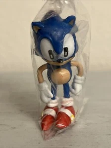 SONIC THE HEDGEHOG 2.5” ACTION FIGURE SEGA TOY (BRAND NEW) - Picture 1 of 11