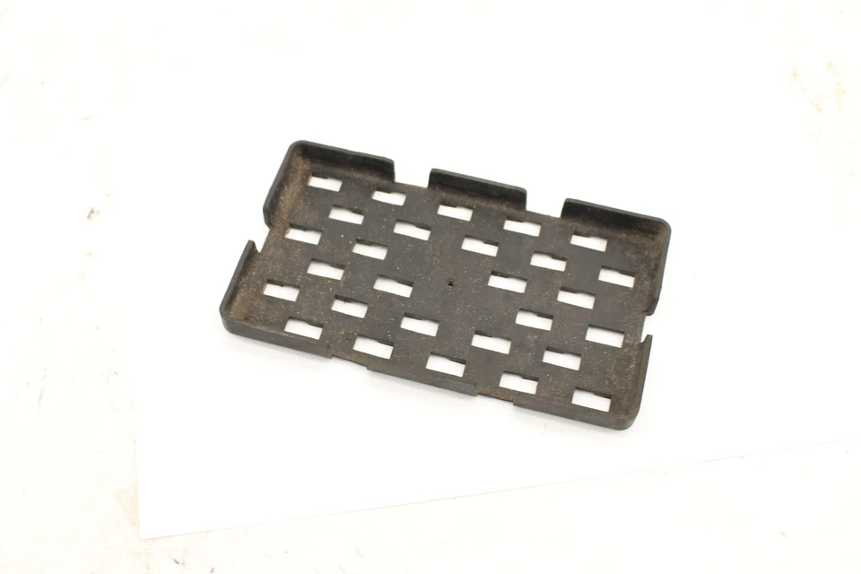 2015 Suzuki Gsxr750 Oem Rear Back Tail Undertail Battery Tray Plastic Foto 1 de 4