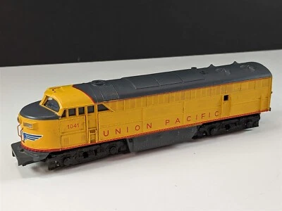 AHM 5024 K Union Pacific FM C-Liner Powered Locomotive UP 1041 HO Scale - Image 1 of 4
