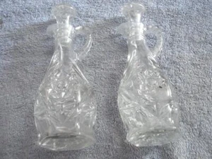 VINTAGE PAIR OF EMBOSSED LEAD CRYSTAL GLASS OIL & VINEGAR CRUETS (7 1/2" TALL) - Picture 1 of 6