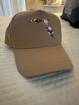 Nuevo con etiquetas, marca Flo Grown, sombrero para mujer con logotipo floral del estado de Florida Foto 1 de 4