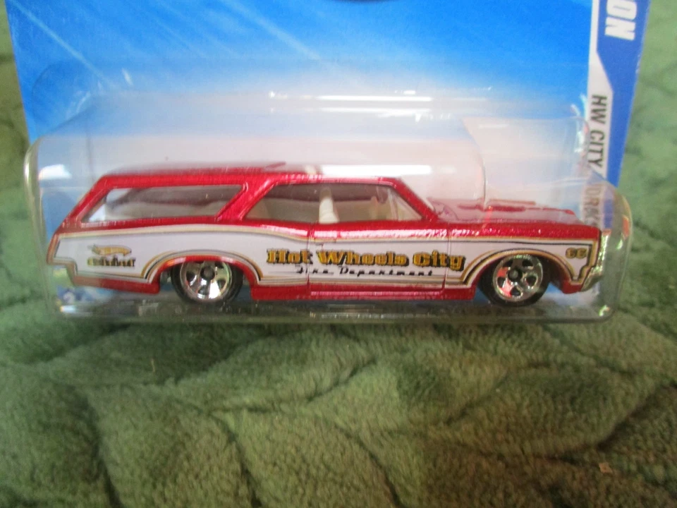 Vagón GTO Hot Wheels City Works Custom '66 Foto 1 de 4