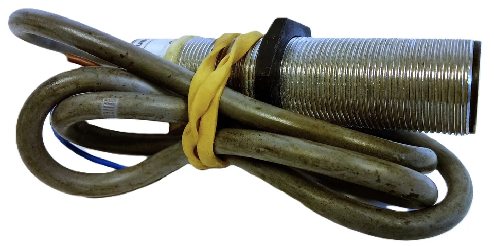 Telemecanique XSA-H05713 12-48 VDC Inductive Proximity Sensor - Image 1 of 3