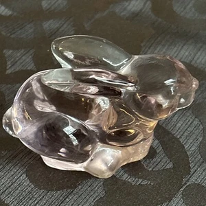 Estatuilla pisapapeles Silvestri Art Glass rosa claro conejito conejo - Imagen 1 de 6
