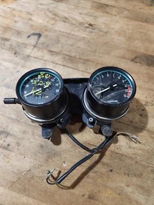 1982 KAWASAKI 305 CSR KZ305B BELT GAUGES METER SPEEDO TACH 4,881 MILES  - Image 1 of 4