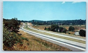 Vista de la autopista de peaje más larga del mundo del estado de Nueva York - Imagen 1 de 2