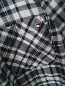 Cute TOMMY HILFIGER Navy White Plaid LOGO Women Size Large L THIN Shirt INDIA - Picture 1 of 4