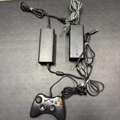 Lot of 2 Microsoft Xbox 360 Power Supply Brick And Cord And 1 Controller Bundle - Image 1 of 4