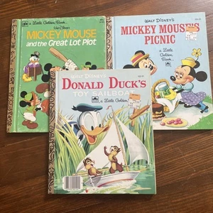 Little Golden Book Disney’s Mickey Mouse Great Lot Plot 1974 Picnic Donald Toy - Picture 1 of 19