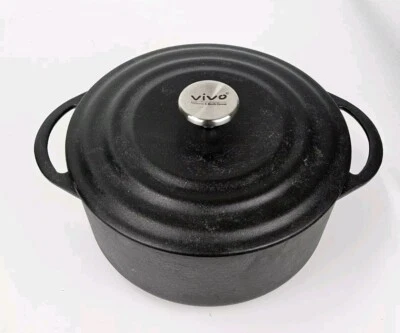 VIVO Villeroy & Boch Group Black Cast Iron Casserole Dutch Pot 4.5 Qt 4.2 Liters - Image 1 of 4