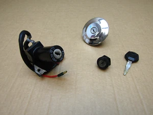 Yamaha YS 125 2017 ignition switch, fuel cap, seat lock and key (14853) - Picture 1 of 8