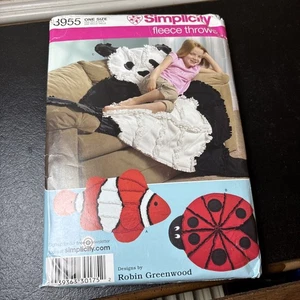 Simplicity 3955 Fleece Überwürfe Musterset Marienkäfer Panda Bär Clown Fisch UNCUT - Bild 1 von 3